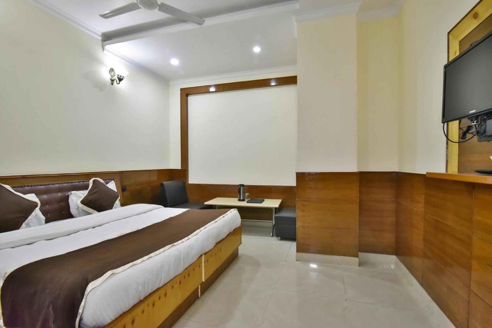 The Posh Hotel McLeod Ganj Exterior foto