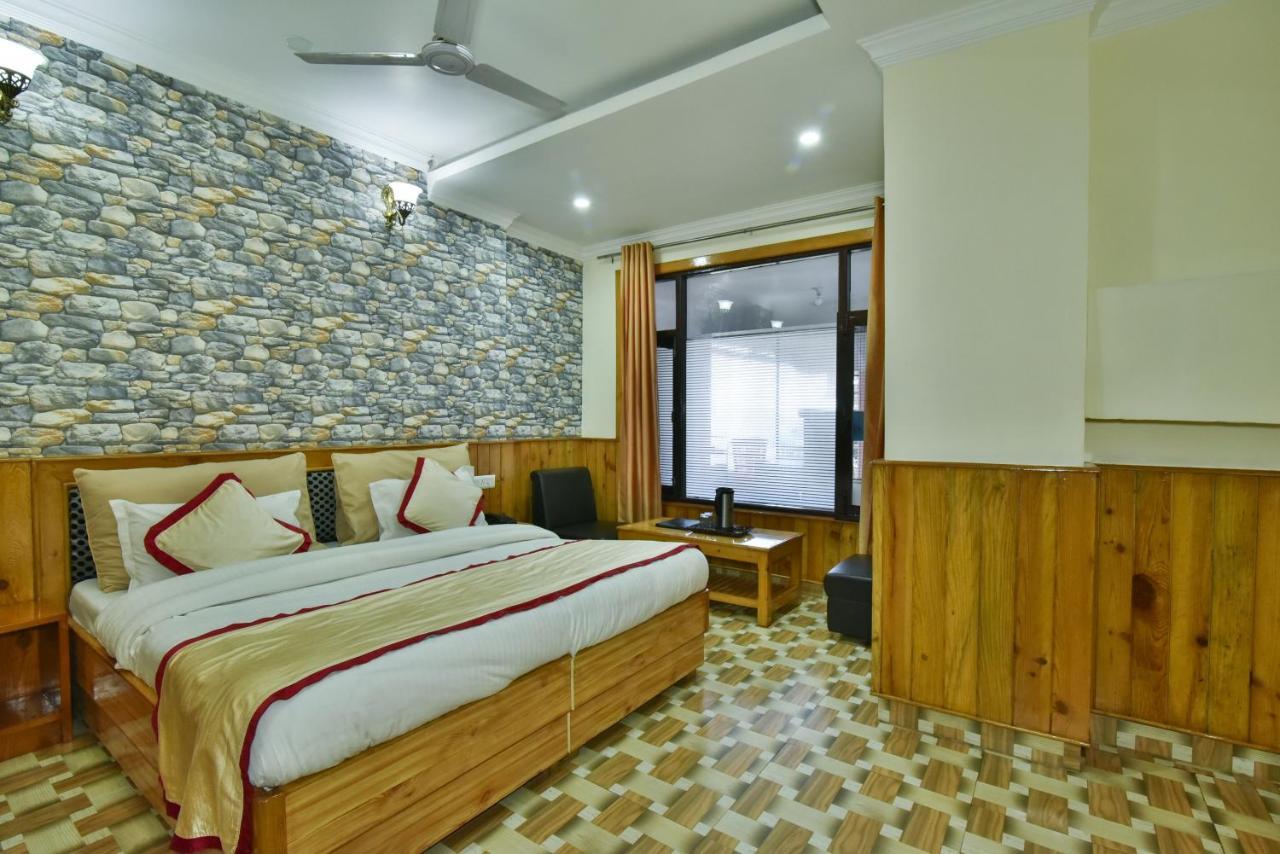 The Posh Hotel McLeod Ganj Exterior foto