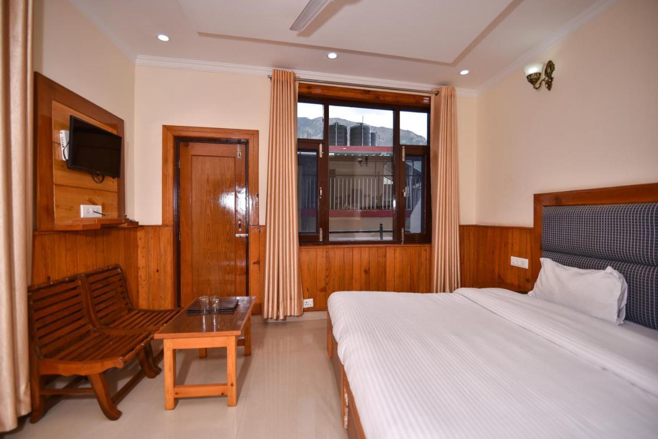 The Posh Hotel McLeod Ganj Exterior foto