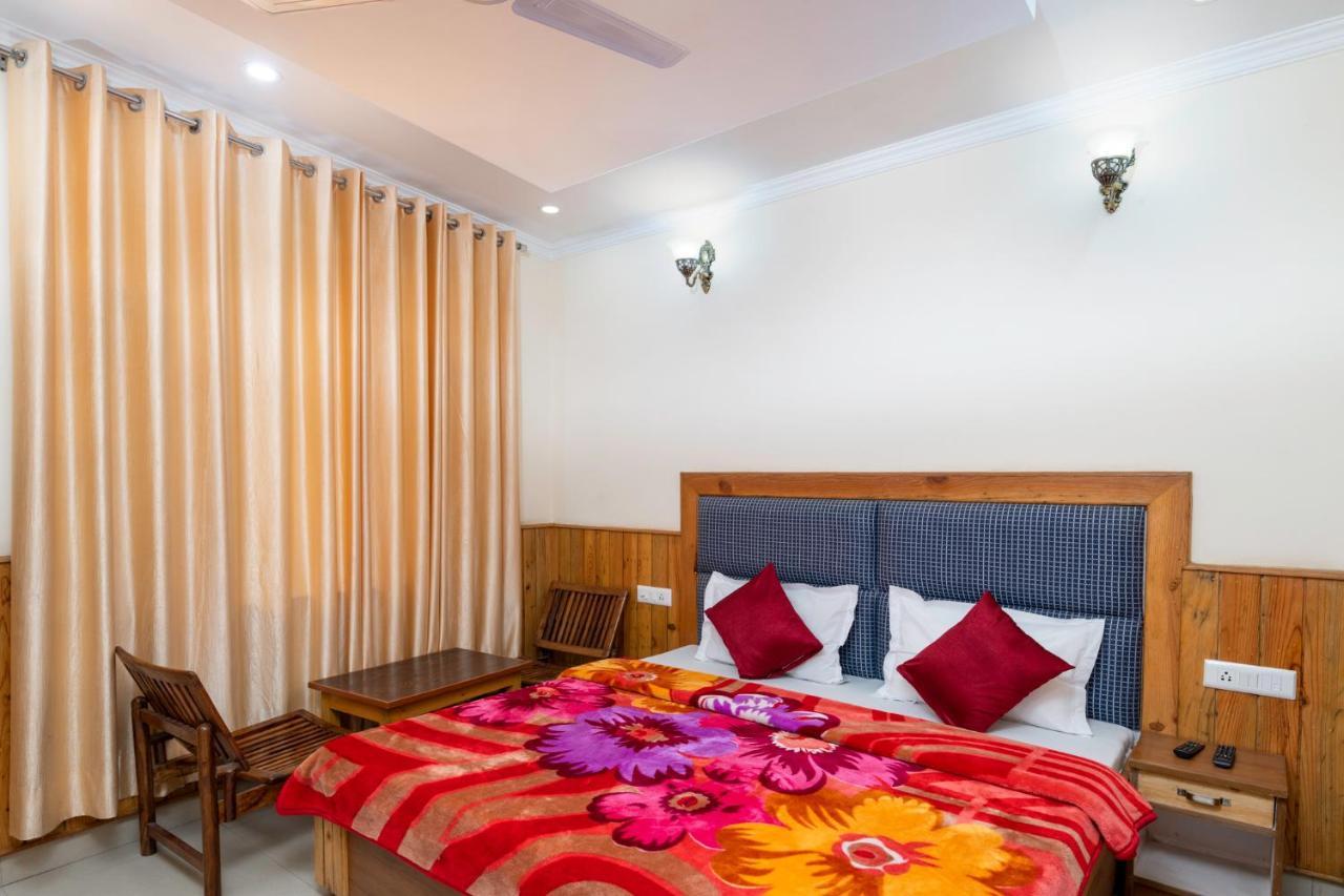 The Posh Hotel McLeod Ganj Exterior foto